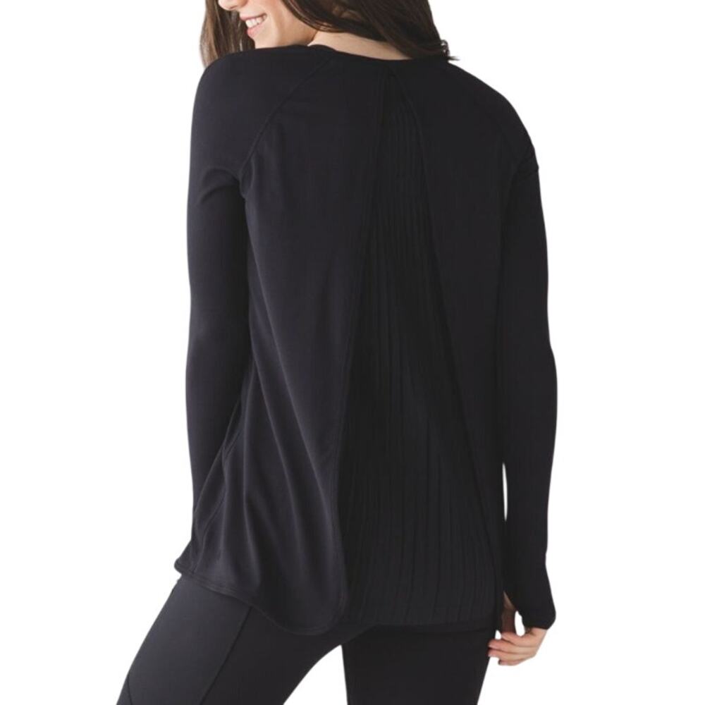 Lululemon Black Making Moves Pleated Flowy Long Sleeve Athletic Gym Workout Top